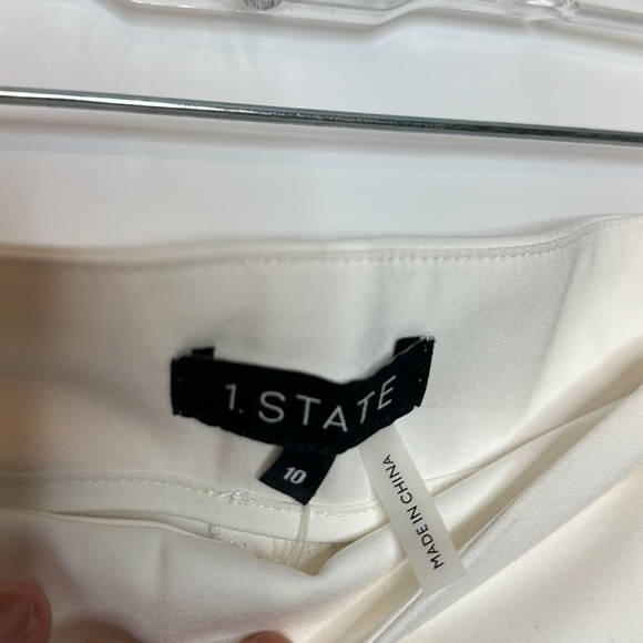 1. State white ruffle short size 10 NWT - Picture 3 of 5